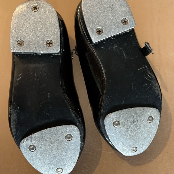 Tap kids shoes sz 10 GUC - Picture 2 of 4